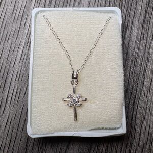 925 sterling Silver Cross Pendant Necklace